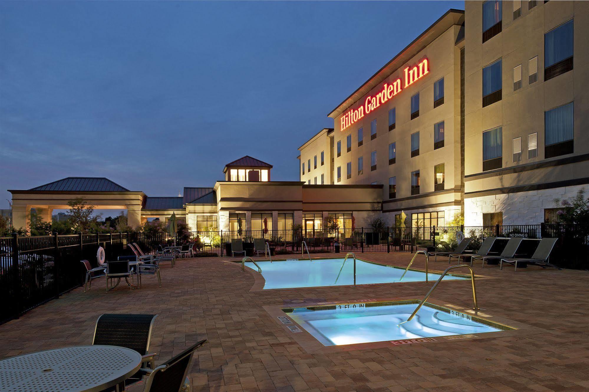 Hilton Garden Inn Ft Worth Alliance Airport Roanoke Exterior photo